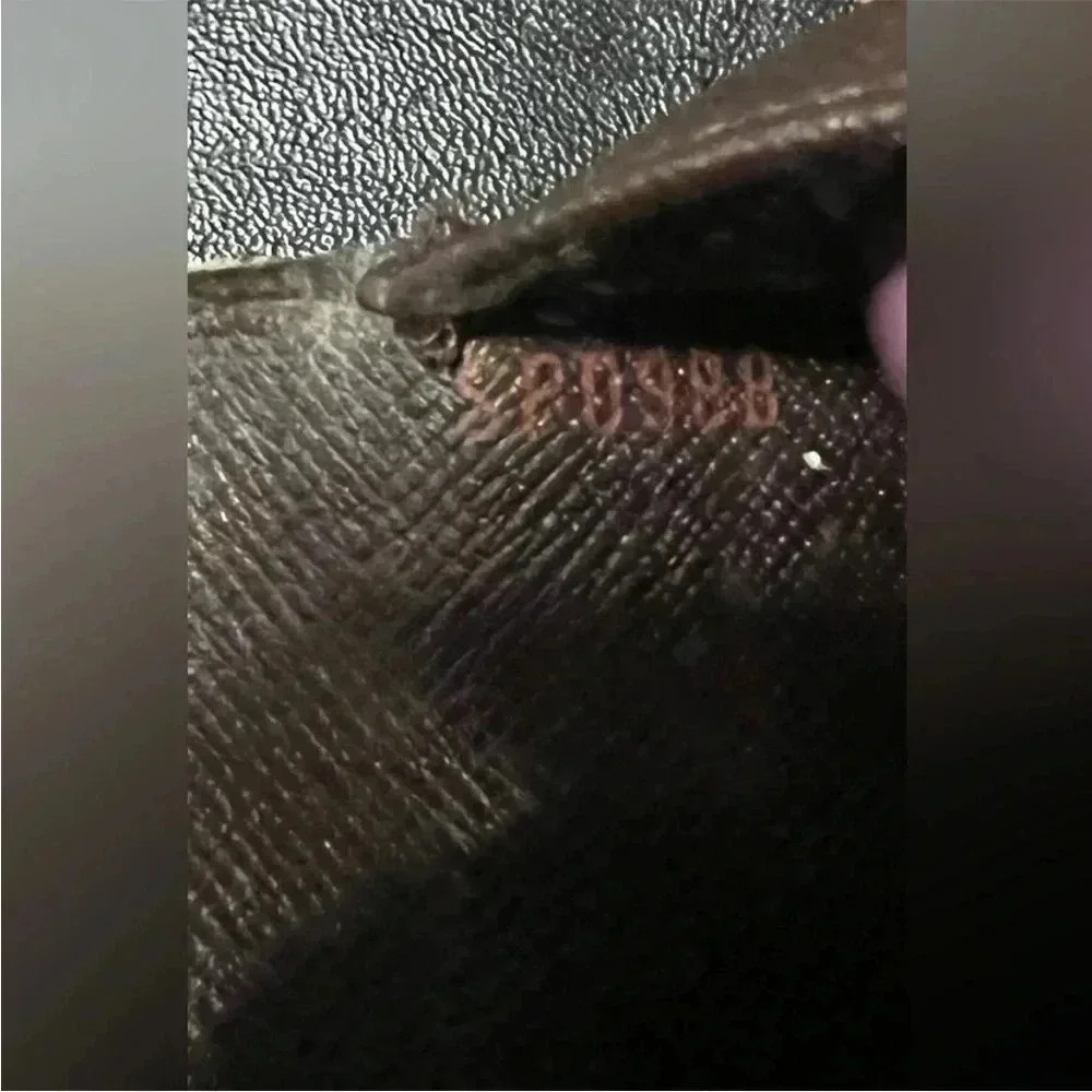 Louis Vuitton damier ebene Elise monogram wallet. - Picture 8 of 14
